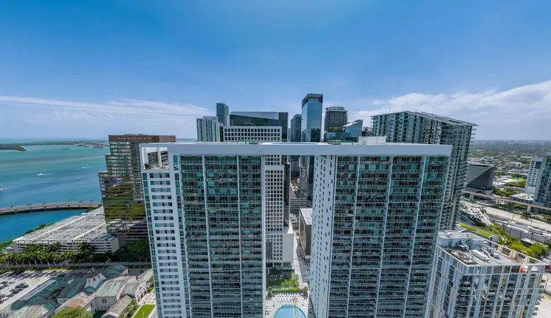 South view of Viceroy Brickell